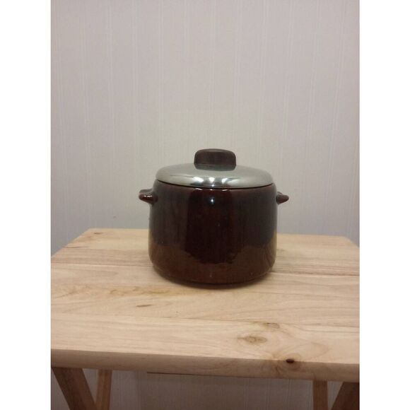 Vintage West bend, ceramic Crock bean pot with aluminum lid - Picture 2 of 8